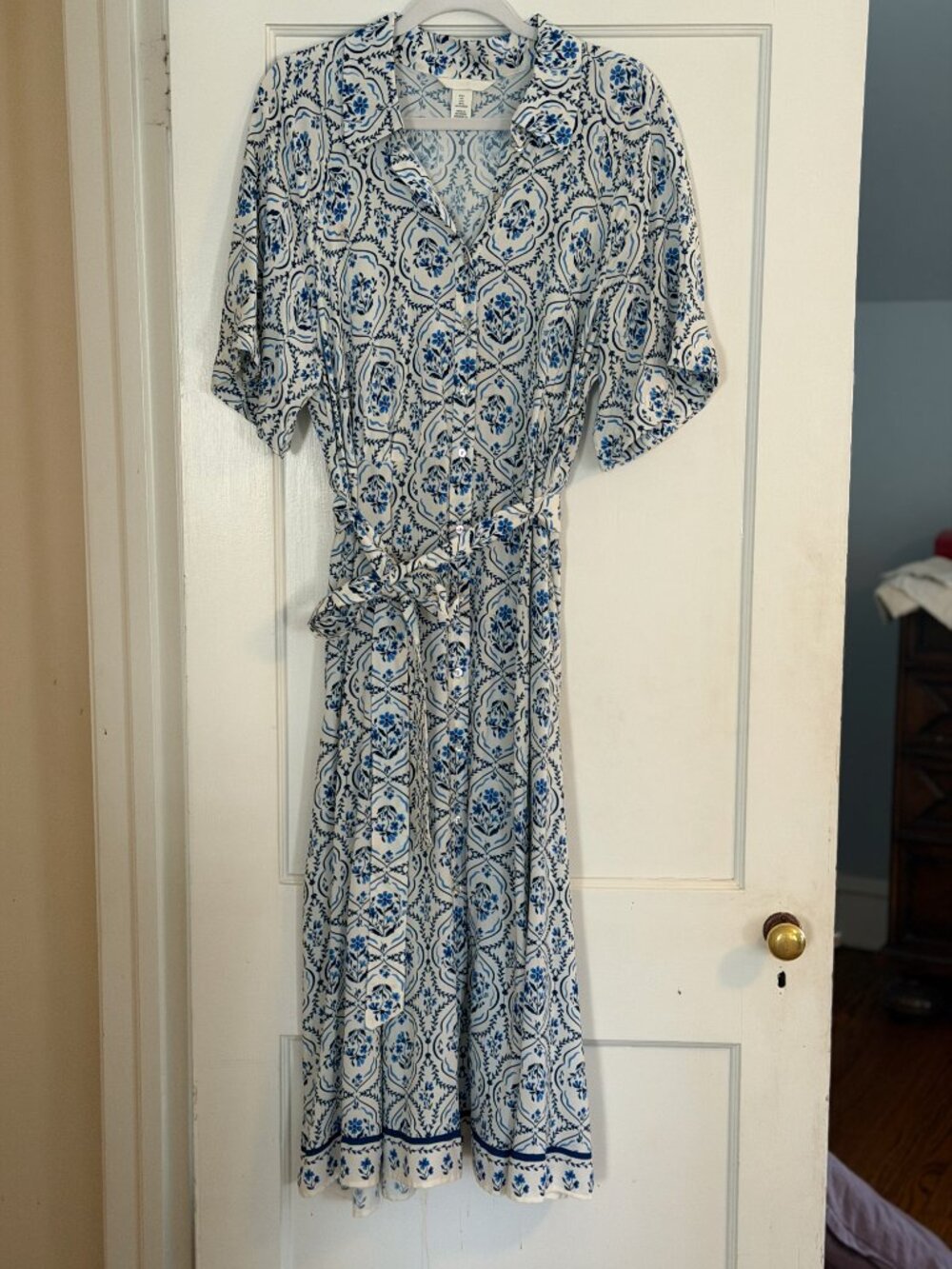 H&M Tie-belt Shirt Dress in Blue & White Size L - Picture 4 of 7